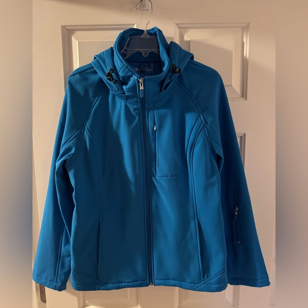 Calvin Klein Women’s Full-Performance Jacket, Size Medium, Excellent condition!